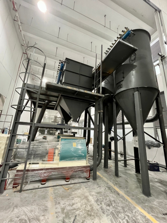 木塑PVC材料粉碎裝備線